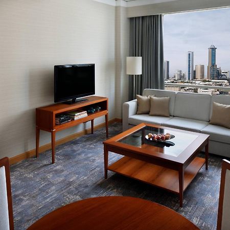 Courtyard By Marriott Кувейт Экстерьер фото
