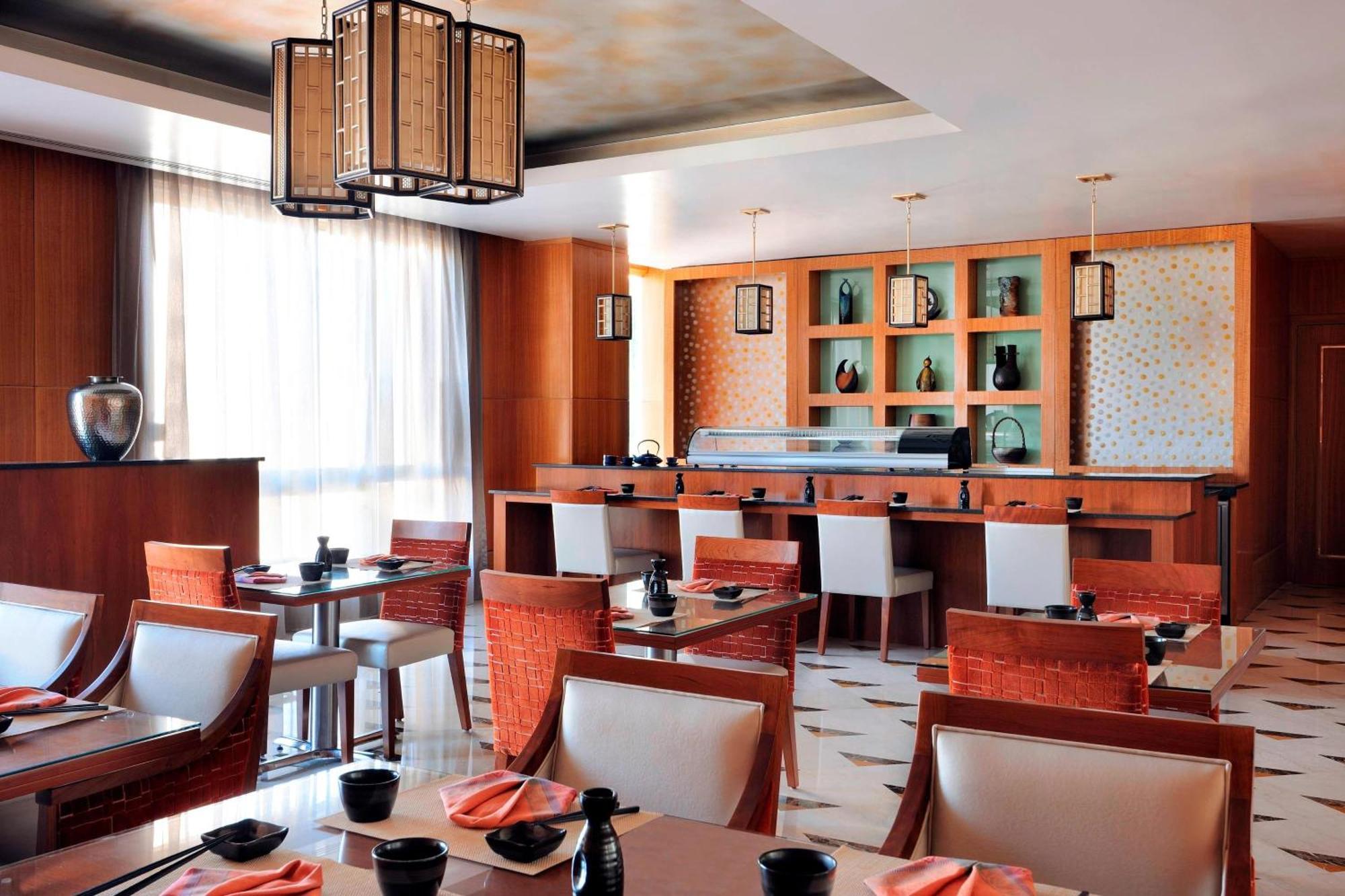 Courtyard By Marriott Кувейт Экстерьер фото