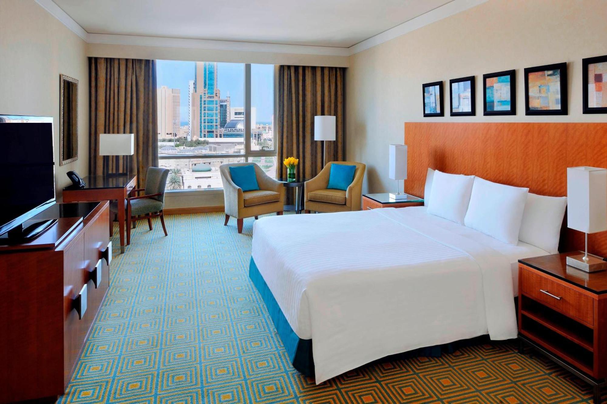 Courtyard By Marriott Кувейт Экстерьер фото